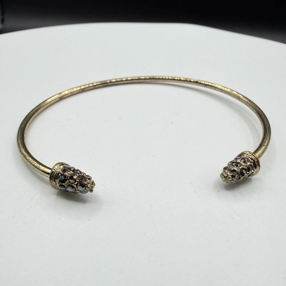 N/A gold tone